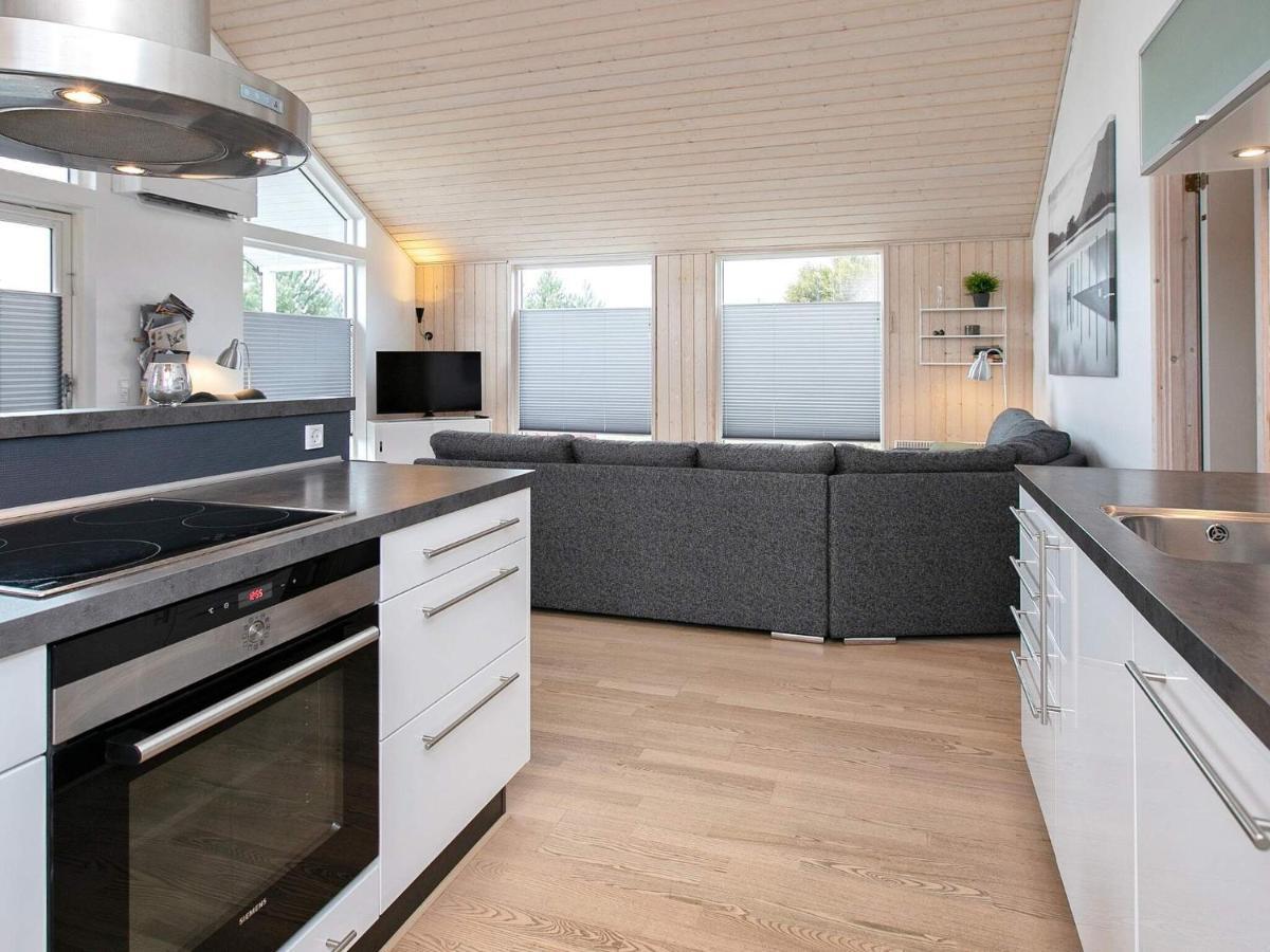 6 Person Holiday Home In V Ggerl Se Bøtø By Esterno foto