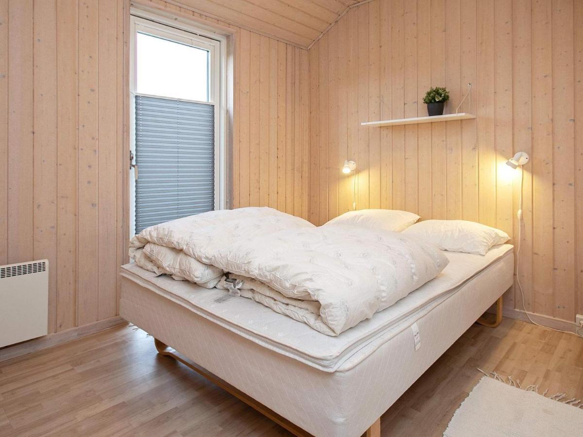 6 Person Holiday Home In V Ggerl Se Bøtø By Esterno foto